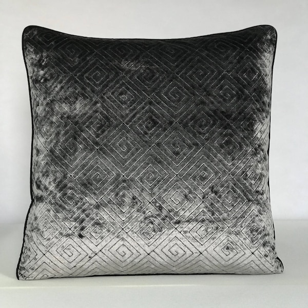 Grey Black Geometric Patterned 22"x22" Cut Velvet Pillow w/ Contrast Black Cotton Pipping