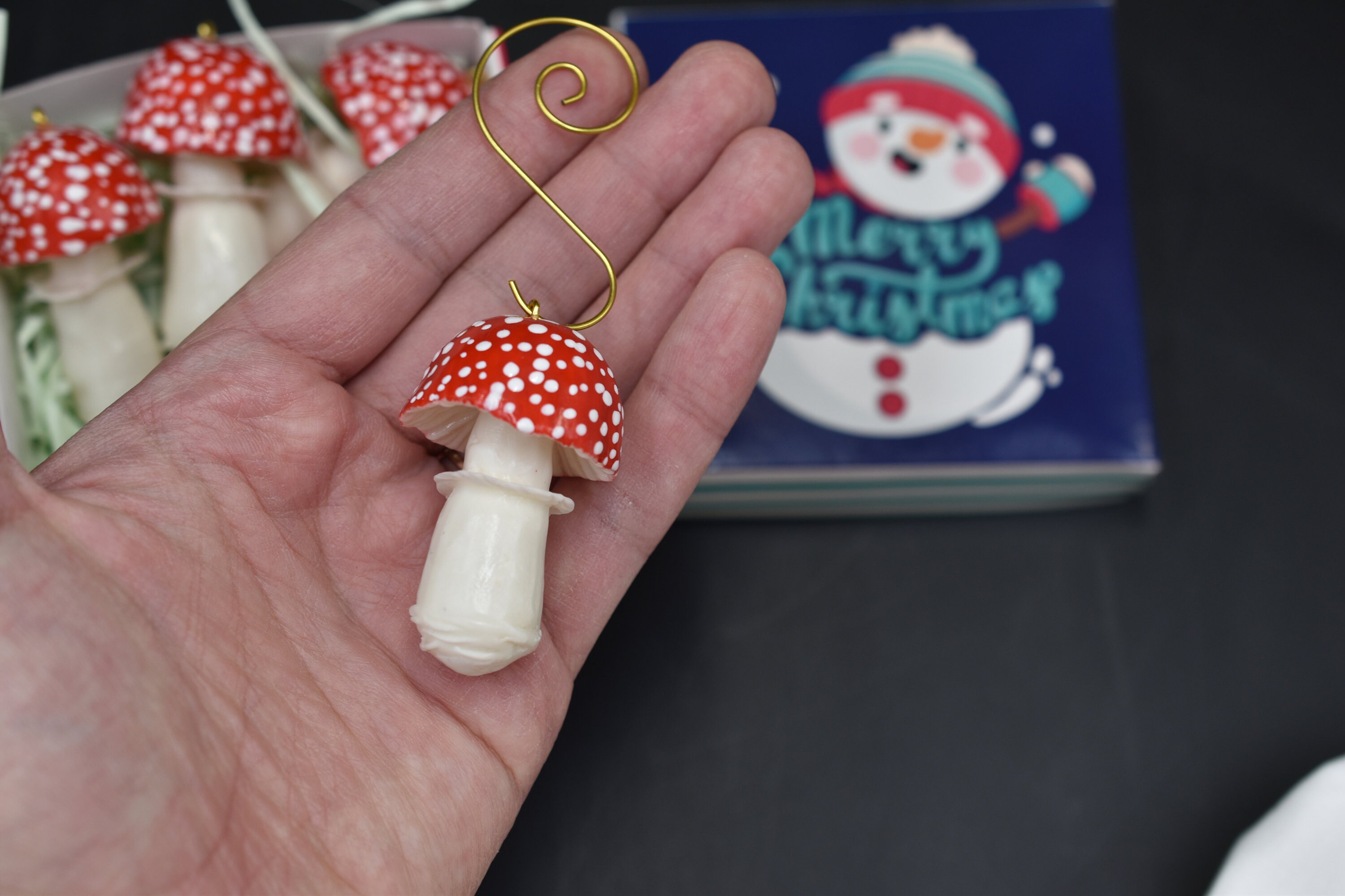 赤いキノコのクリスマスツリーのオーナメント 冷磁器粘土キノコ - Etsy