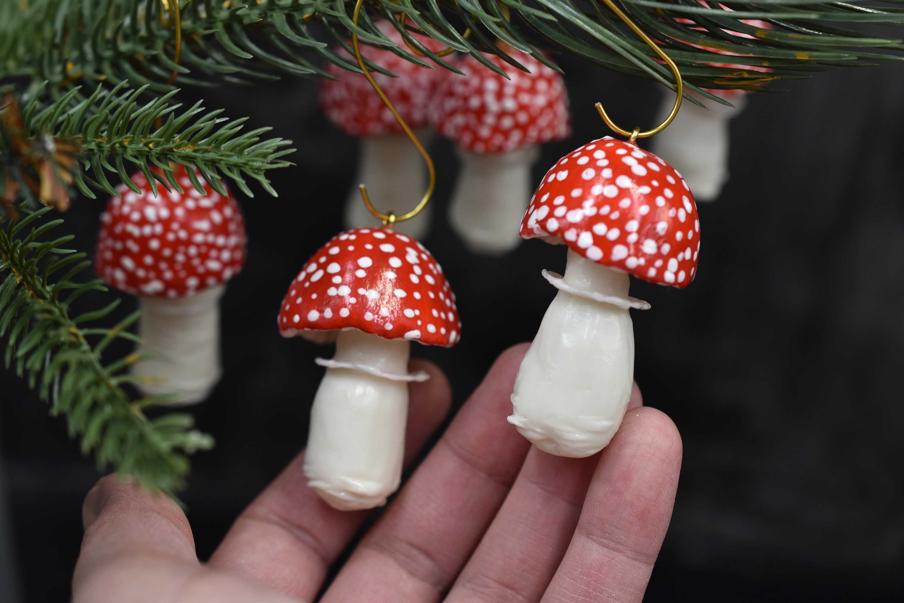 赤いキノコのクリスマスツリーのオーナメント 冷磁器粘土キノコ - Etsy