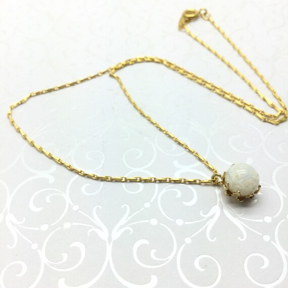 Vintage Floating Opal Pendant Necklace Minimalist - Vintage Gold Opal Pendant Vintage Floating Opal Pendant Necklace Minimalist - Vintage Gold Opal Pendant