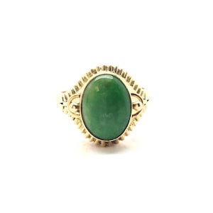 Vintage Jadeite Jade Ring ~ 14k Yellow Gold ~ Gold Jade Ring ~ Green Jade ~ Jadeite