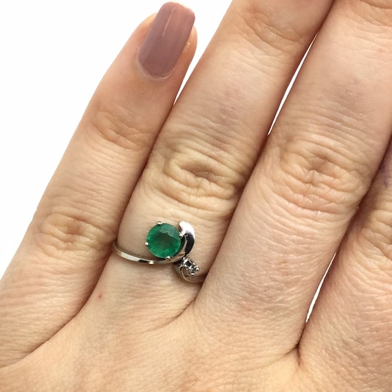 Vintage Natural Emerald Diamond Ring ~ Chevron Ri… - image 1