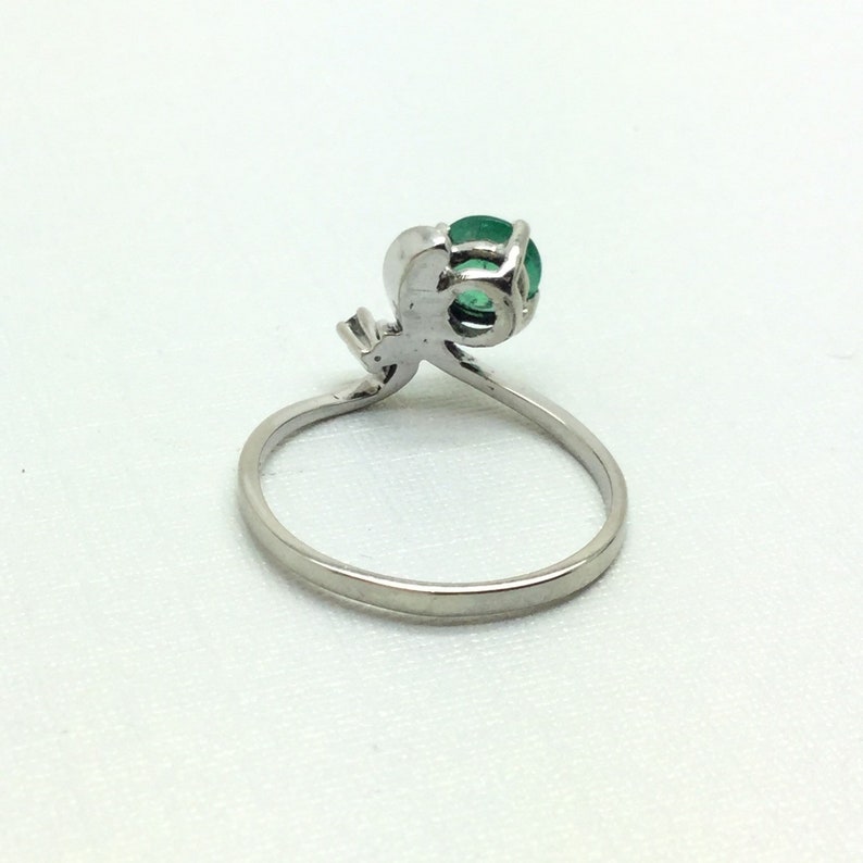 Vintage Natural Emerald Diamond Ring Chevron Ring White Gold Appraised Tiara Ring image 7
