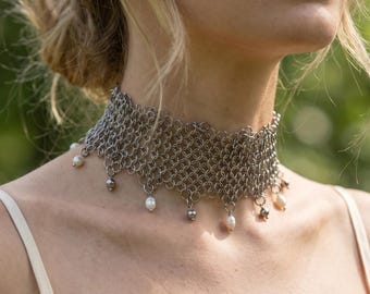 Bridal Chainmail Choker With Pearls | Bridal Gothic Jewelry | Elegant Pearl Drop Necklace