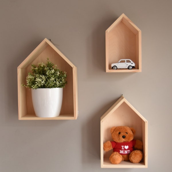 Natural  wooden house shelves set of 3 - House shaped kids shelf -  Kids room decoration - Different Sizes shelves