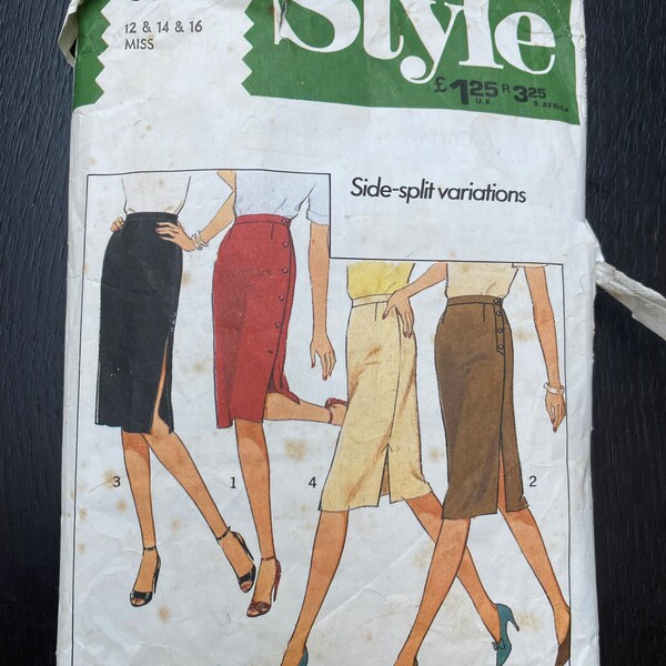 Vintage 70s Side Split Straight Skirt with Button split fitted pencil skirt Sewing Pattern by Style 3010 size 12 14 16