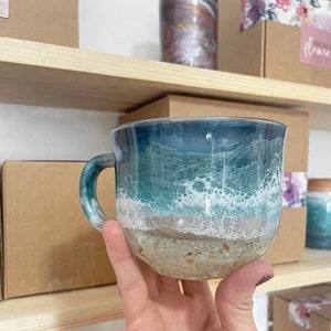 Blue Beach Inspired Glass, Beer Can Glass, Hand poured Resin Art, Cocktail Glass, Wine Glass Personalized, glass coffee mug, Best Sellers