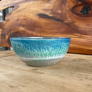 Blue Beach Bowl, Cereal Bowl, Large Fruit Bowl, Dinnerware, Hand poured Resin Art, Glass Cereal Bowl, Personalized, glassware, glass bowl