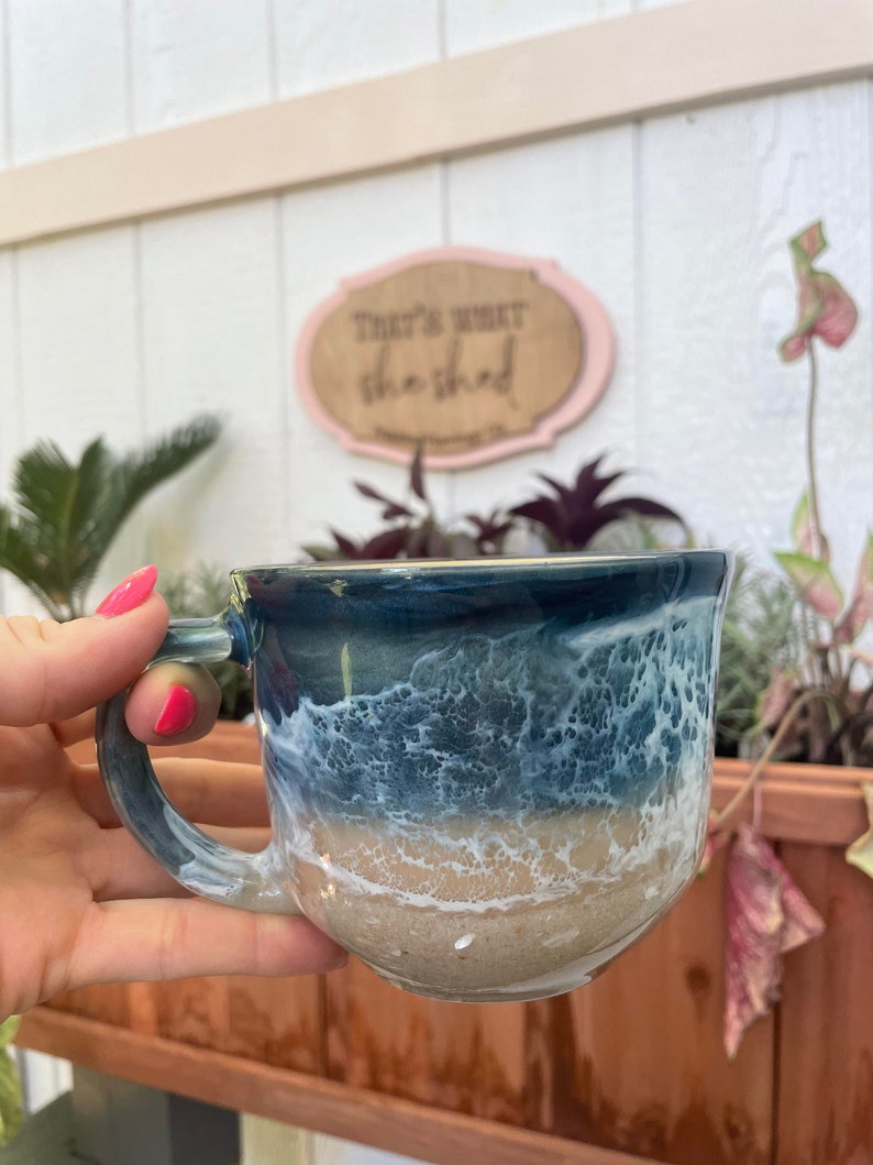 BLUE WAVES Beach Inspired Coffee Mug, Hand poured Resin Art, beach mug, glass coffee mug, glassware, stemless glass cup, beachy coffee cup imagem 8