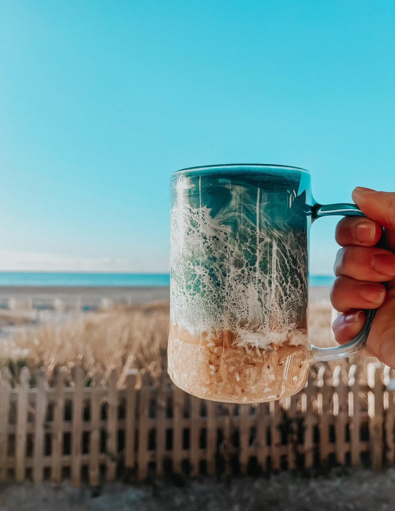 BLUE WAVES Beach Inspired Coffee Mug, Hand poured Resin Art, beach mug, glass coffee mug, glassware, stemless glass cup, beachy coffee cup imagem 5