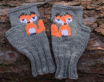 Knit fingerless gloves with fox motif pattern, Wrist warmers pattern Knitting pattern for arm warmers Mittens for women or teenager pdf
