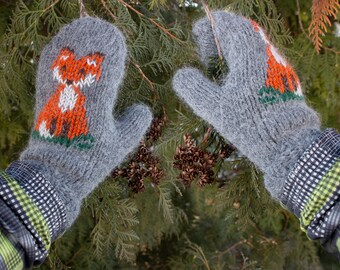 Wool knit mittens with mink cashmere and fox embroidery Animals gloves Knitted animal mittens Foxy lover gloves Woodland animal mittens