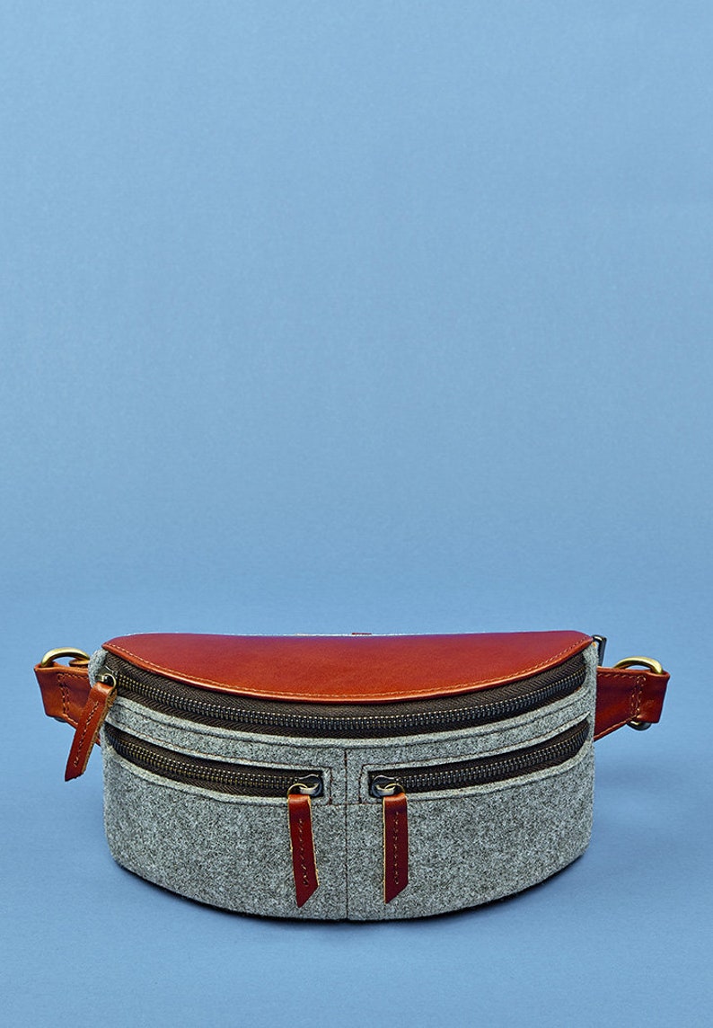 Summer bag Wool felt bag Wool felted bag Felt purse Wool bag Zipper bag Casual bag Bags and purses Gift bags Bum bag