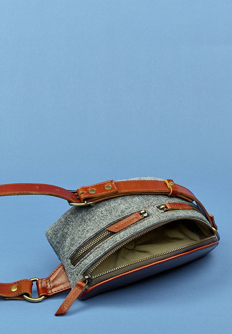 Summer bag Wool felt bag Wool felted bag Felt purse Wool bag Zipper bag Casual bag Bags and purses Gift bags Bum bag