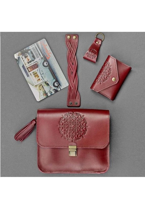 purses trending now