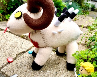 Fallout Sheepsquatch ぬいぐるみ Sheepsquatch Plushie - Cryptid- Games- Cosplay – FreakysLittleShop