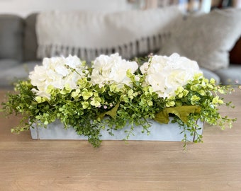 Hydrangea Centerpiece, Modern Farmhouse Centerpiece, Everyday Centerpiece, Floral Arrangement, Everyday Decor, wedding centerpiece