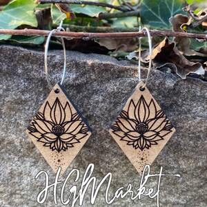 Lotus Diamond Drop Earring SVG File Laser