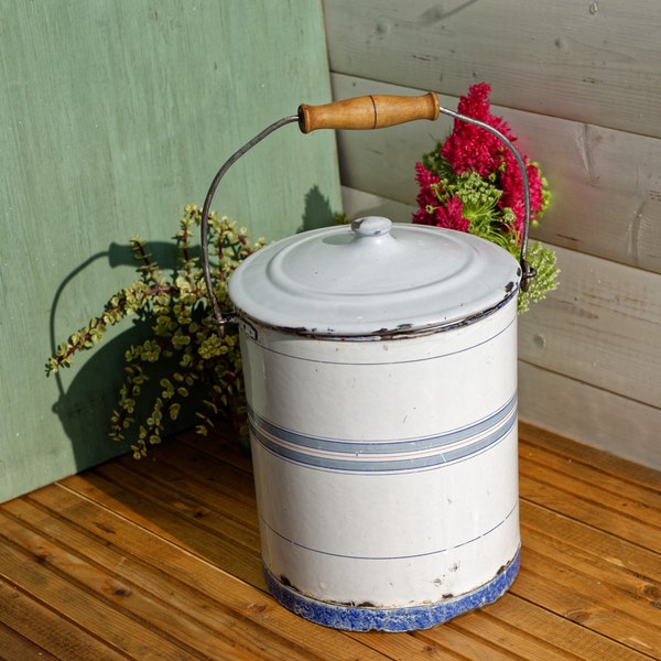 1920s ~ French Vintage Enamelware ~ Enamel "Chambre Pot" with Lid and Wooden Handle ~ Pot / Bucket / Pail / Bin