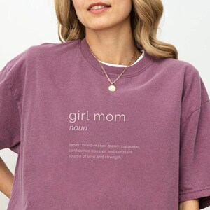 Girl Mom Shirt - Funny Mother&#39;s Day Gift - Gift for Trendy Mom - Vintage Aesthetic Graphic Tee - Mother&#39;s Day Shirt - Baby Shower Girl Gift