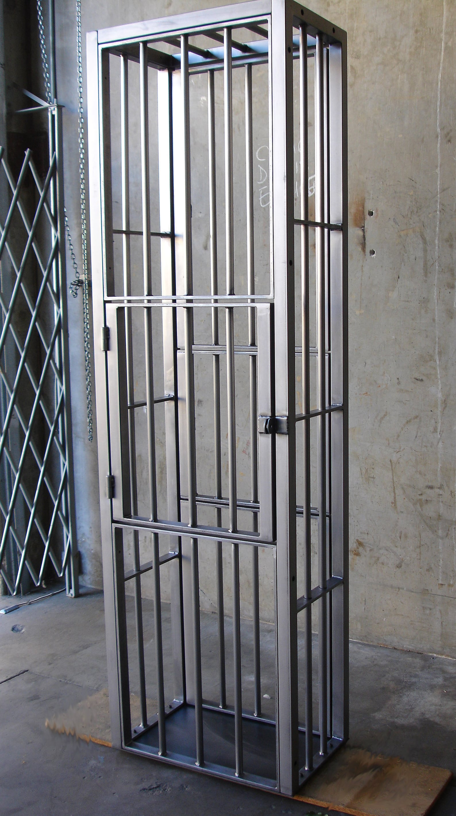 Punishment Box Powder Coated Steel Upright Stand up Jail Cell Slave Cage - BDSM ...