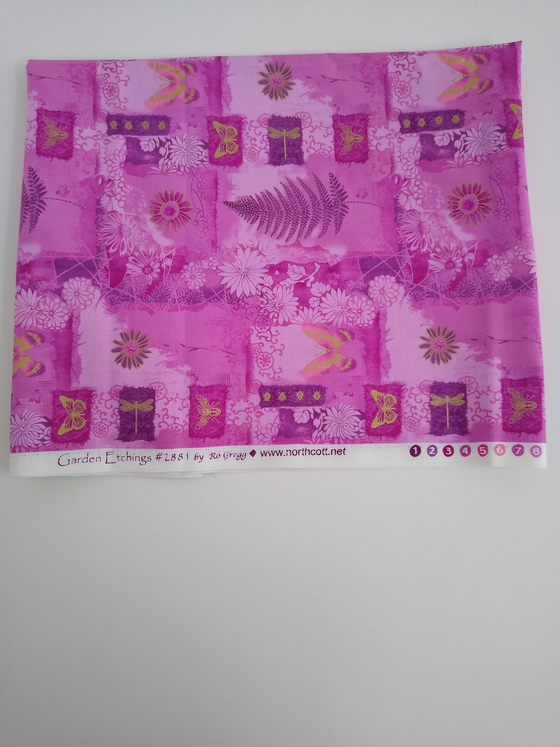 Masks Lavender with gold accents Fabric Cotton