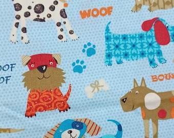 Doodles Playful Puppies, tissu de qualité courtepointe, 100 % coton, masque