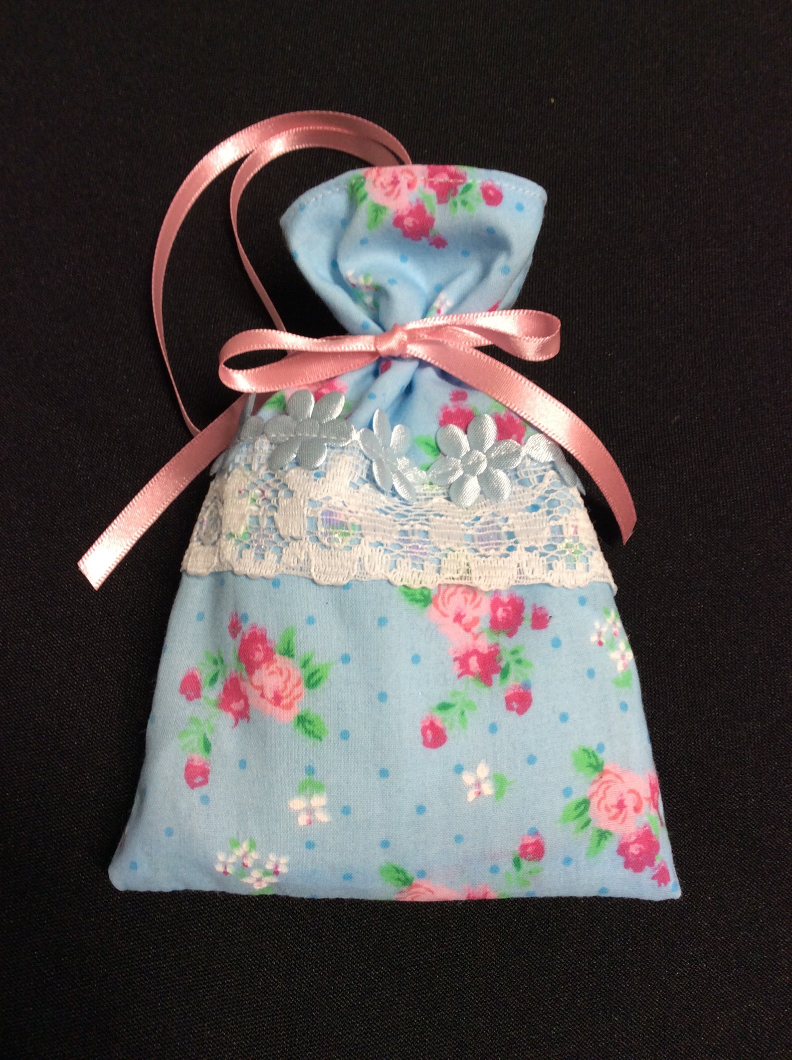 Vintage pink rice scented bag with beautiful tea rose fragrance can be