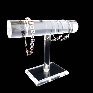 Acrylic bracelet stand discount