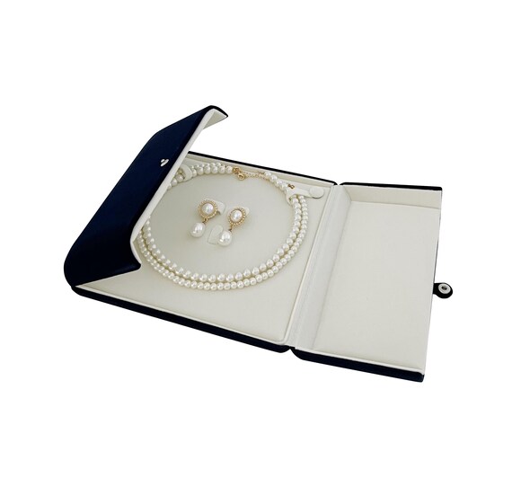 A'pearl jewelry box