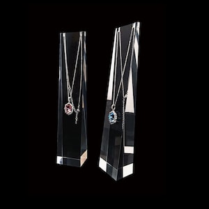 Set of 2 PCs Beautiful Clear Acrylic Necklace Display Stands Modern Classic Presentation Timeless High Grade Material Photo Online Store
