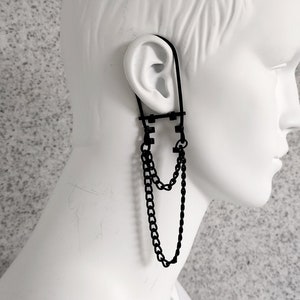 Minimalistic Adjustable Black Long Chain Ear Cuff