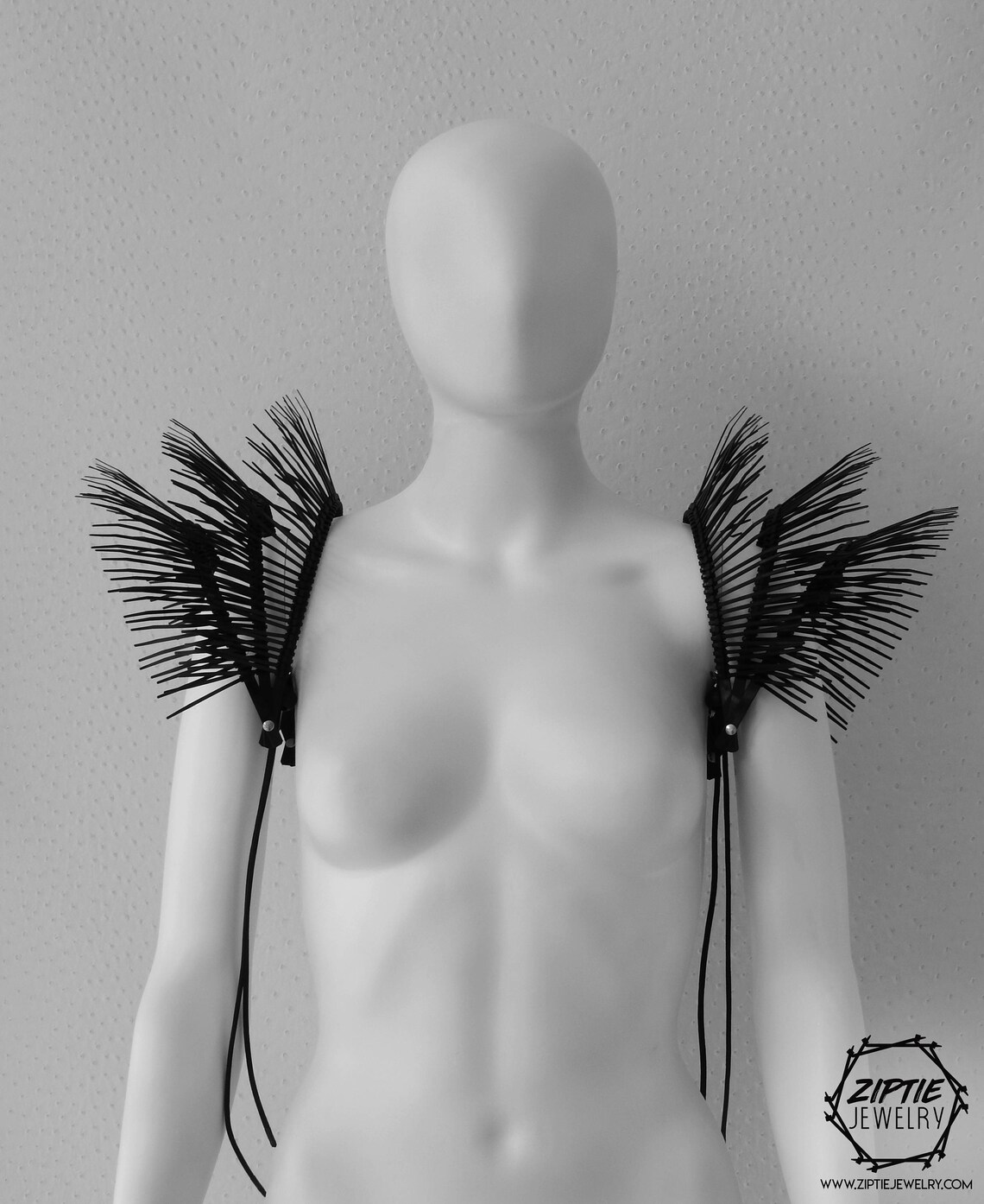 Black Shoulder Pads / Cosplay Shoulder pad / Zip tie Etsy