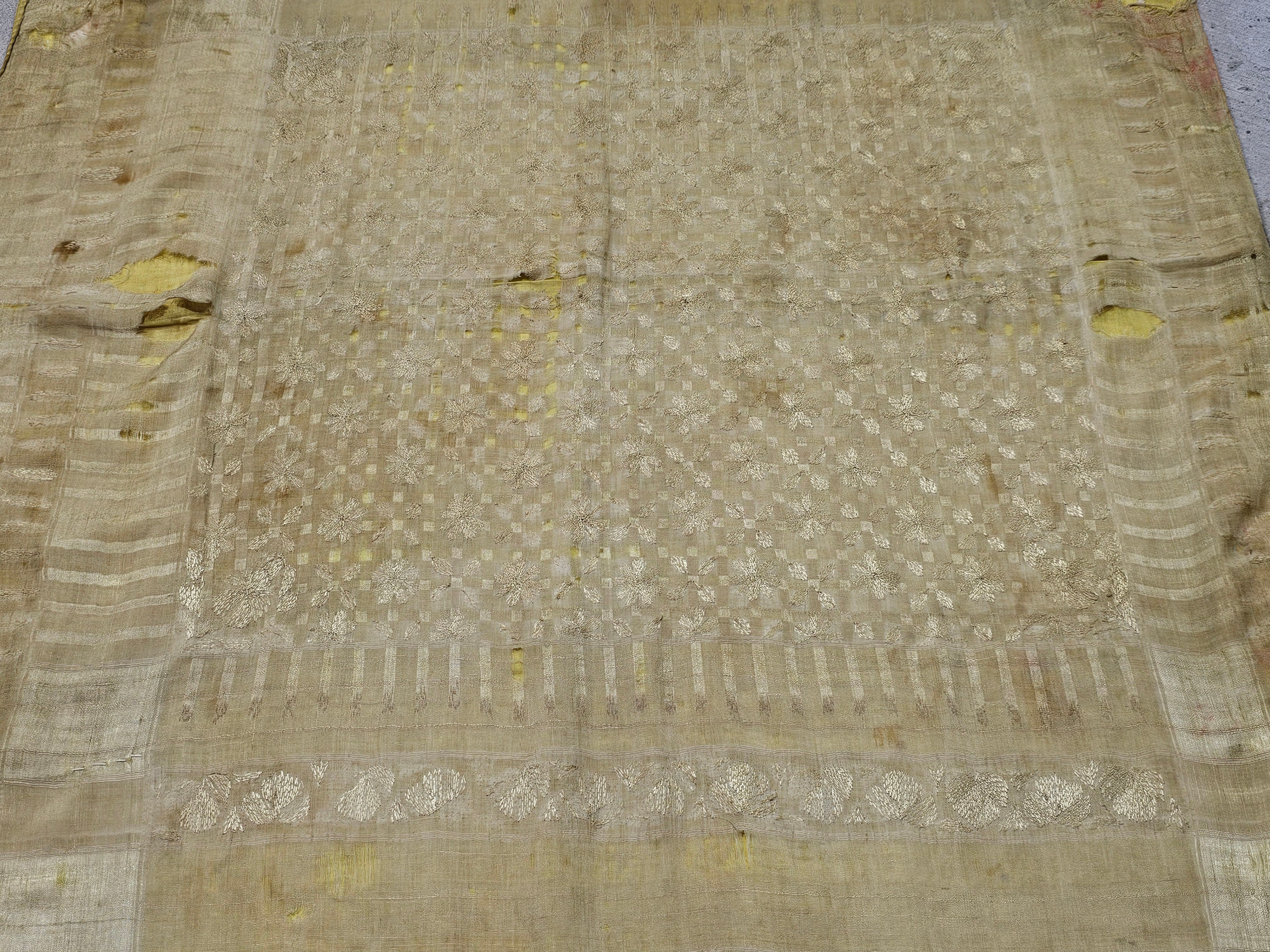 Beauttiful Antique Hand-Embroidered Linen Tablecloth SİLK-and-SILK-Embroidery,225x95 cm