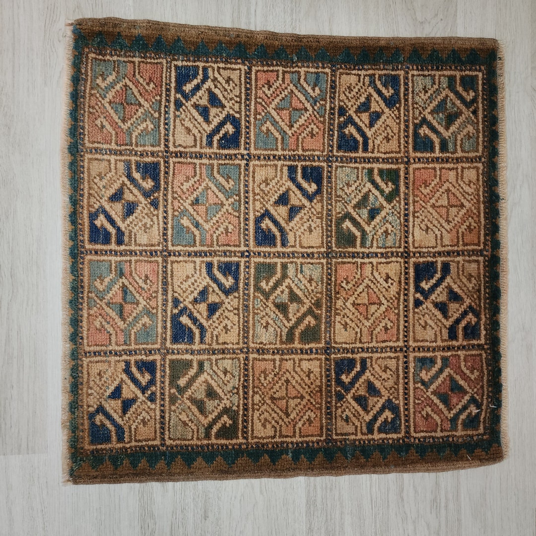 Esin Rug Handwoven Turkish Wool Rug: Geometric Entry Rug (1'10x1'10 Ft) - Etsy