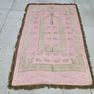 Ottoman antique silk prayer rug,Gold thread woven on silk,It is a museum piece!Z134