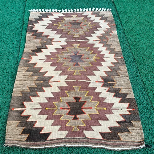 Antique shops turkish rug 2'11x4'8 feet Hand-made,Navajo pattren,rug,area turkish rug,anatolian rug,wool rug,vintage rug,floor rug/2401