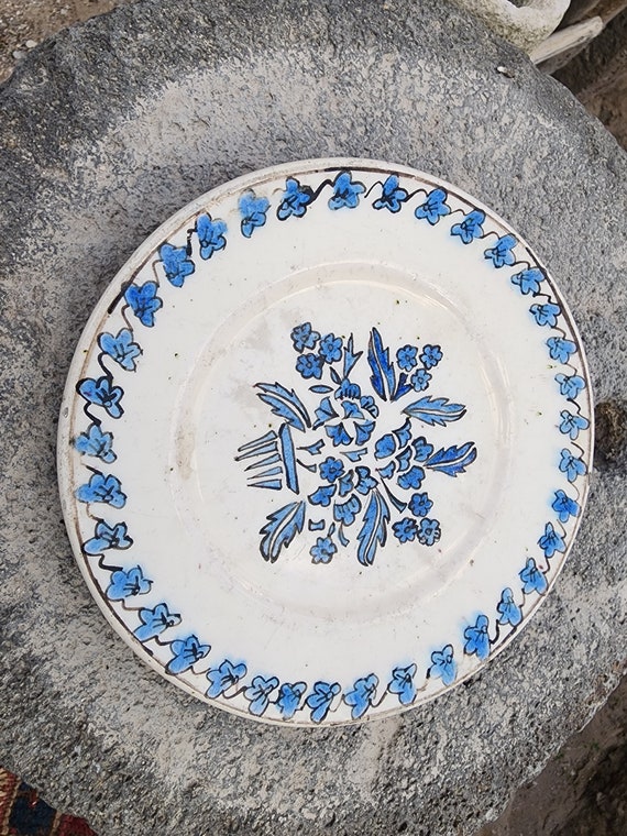 【イズニック陶器】手描き大皿／トルコ伝統文様／花模様 アンティークトルコイズニックタイルプレート：手描きの陶器の
