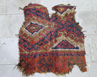 Antikes orientalisches türkisches Teppichfragment, Ein Fragment eines anatolischen Konya-Teppichs aus dem 19.