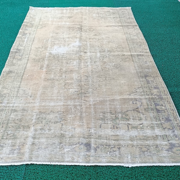 Vintage Turks gedempt handgeweven tapijt, interieur tapijt, licht beige en grijs oushak tapijt! 4066