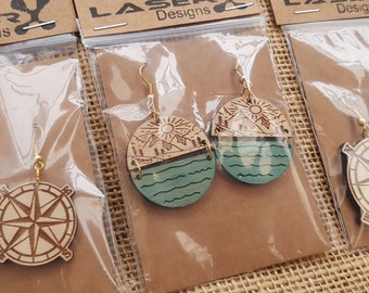 Adventure earings compass wooden with gold or silver metal