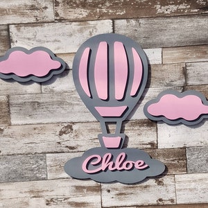 Gepersonaliseerde kindermuur of deurplaque hete luchtballon