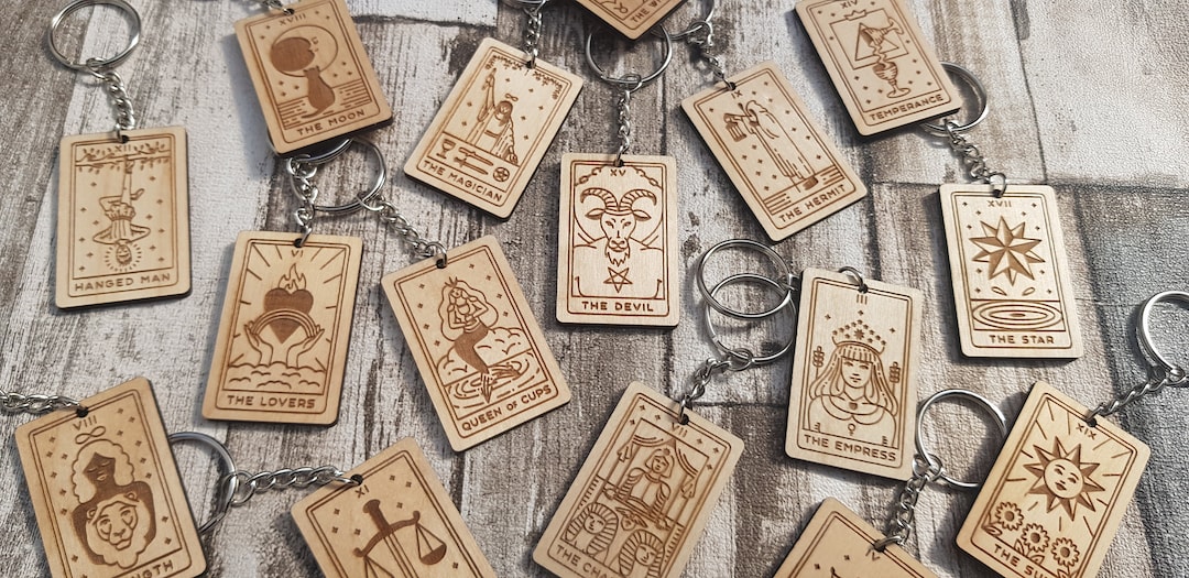 Key Rings Reading Tarot Card Wooden Keyrings Card Palm Reading Witchcraft - Etsy