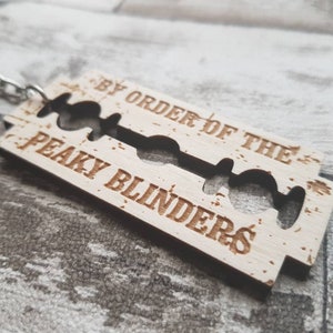 Razor blade keyring ( peaky blinders )