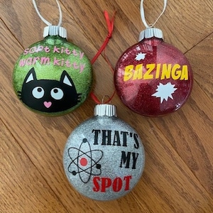 Big Bang Theory Inspired Christmas Tree Ornament Set - Bazinga/Sheldon Cooper/Soft Kitty/Warm Kitty/Crap on a Cracker/Spock