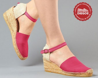 Diegos® Classic high wedge fuchsia Carmen espadrilles shoes hand made and hand stitched in northern Spain