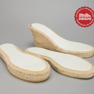 Coussin de talon en mousse DIEGOS® avec adhésif double face | Fabriqué en Espagne | Parfait pour ajouter du confort au talon des chaussures ou des espadrilles