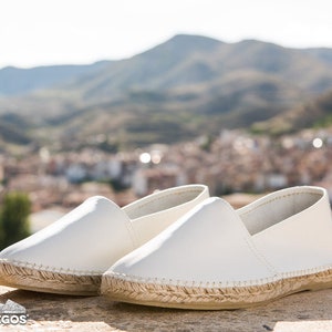 Diegos® Men's Ivory white Spanish Espadrilles leather shoes | Authentic Alpargatas hand stitched in la Rioja, Spain | Genuine leather