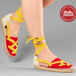 Custom Red Lola espadrilles with traditional classic laces in the color of your choice | Original alpargatas hand made in Spain!