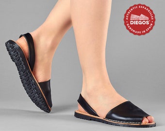 DIEGOS® Avarcas-Sandalen aus schwarzem Leder für Damen | Hergestellt in Spanien | Offene Sommerschuhe | Wir versenden aus New York, einfache Rückgabe